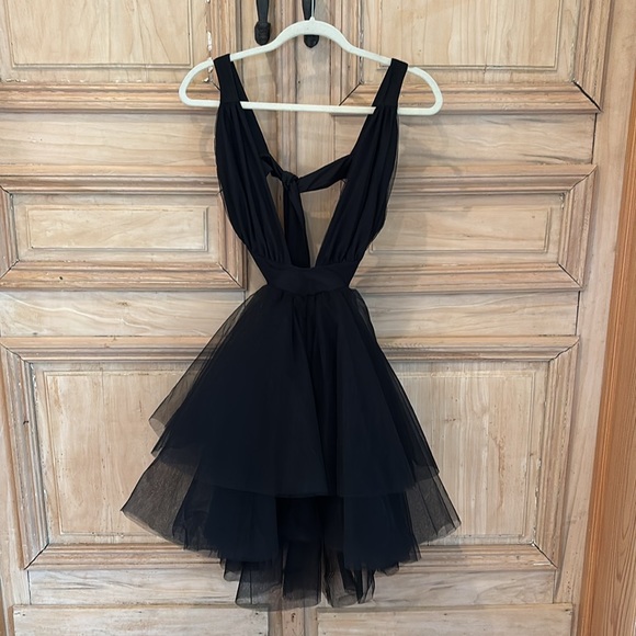 NWT KIKI RIKI Tulle backless dress - Picture 5 of 6